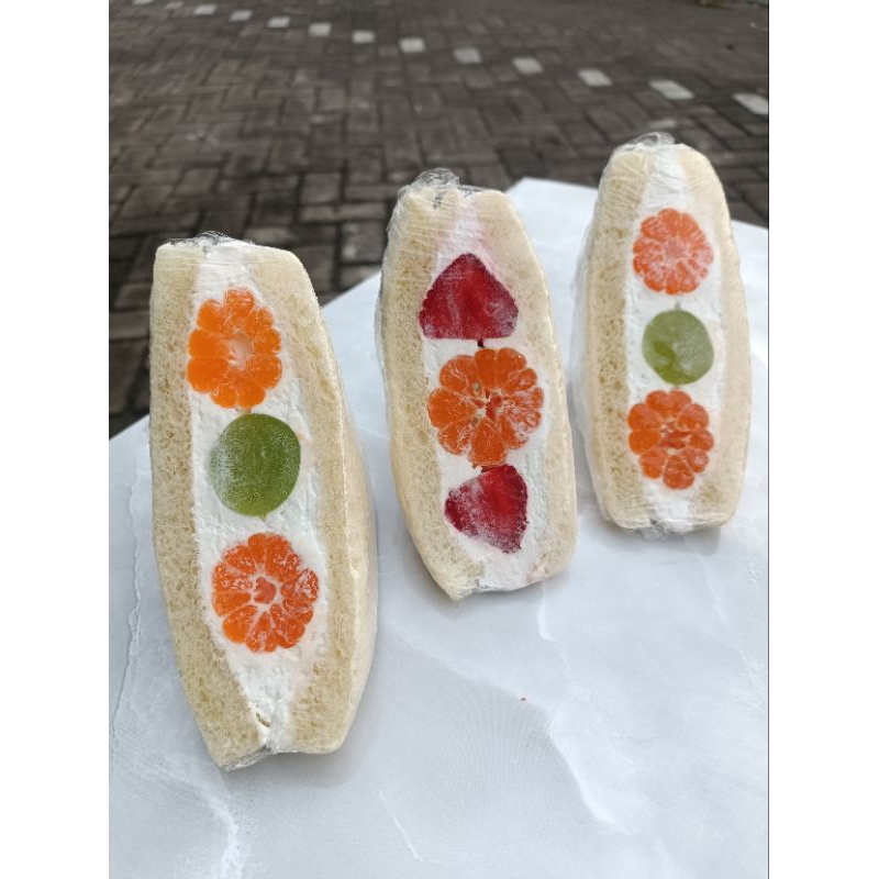 Japanese Fruits Sando || Sando