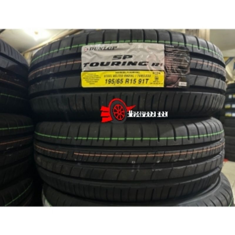 BAN MOBIL DUNLOP 195 65 R15 SP TOURING R1 TUBELESS UNTUK LUXIO APV