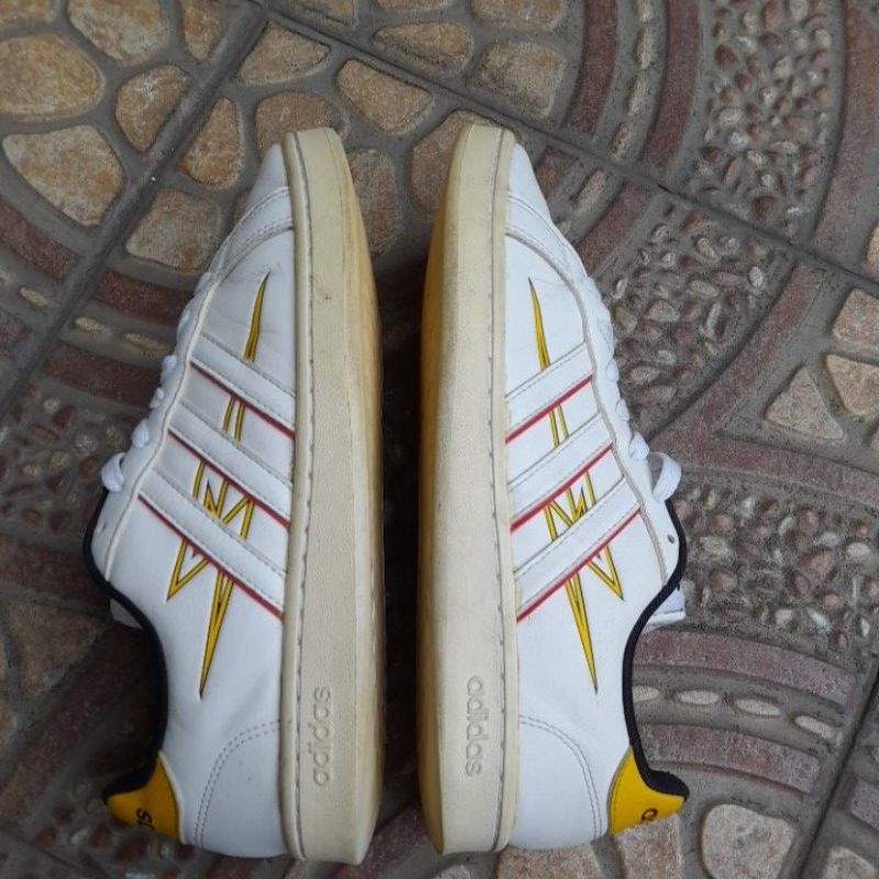 ADIDAS POKEMON ORI ADA MINUS BEKAS