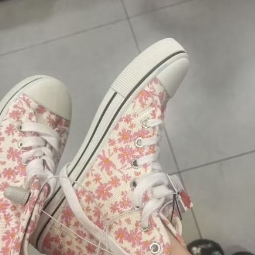 Preloved Rubi High Shoes