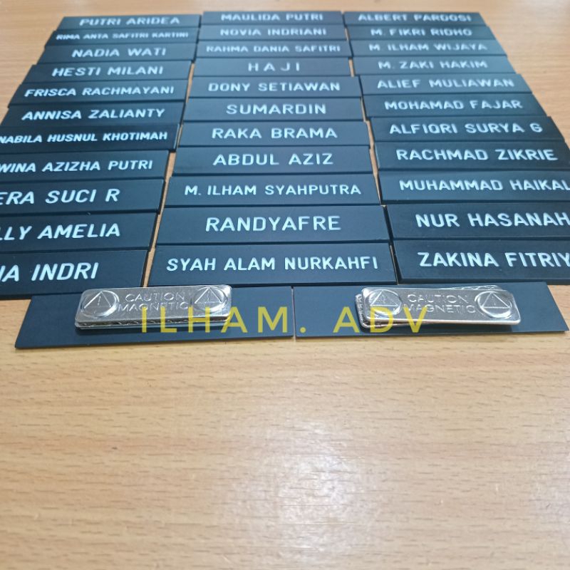 

Papan Nama Dada Grafir Hitam Doff Full +Pin Korpri ~ Magnet/ Peniti
