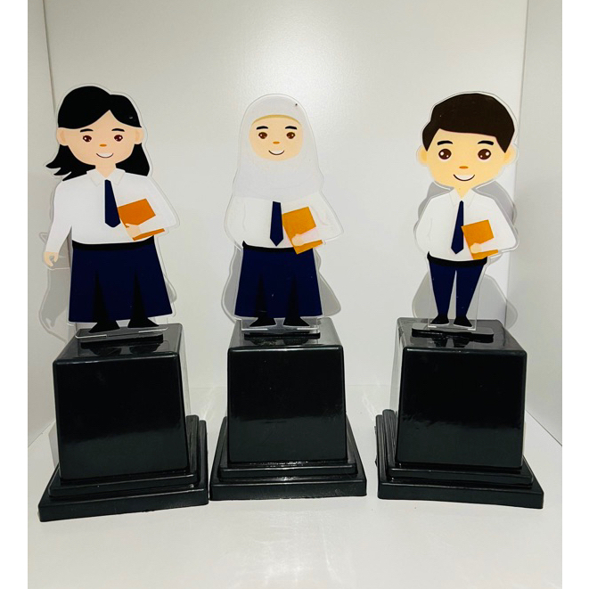 Piala Anak SMP Plakat Anak SMP Piala Wisuda SMP Piala SMP Akrilk Piala Wisuda SMP
