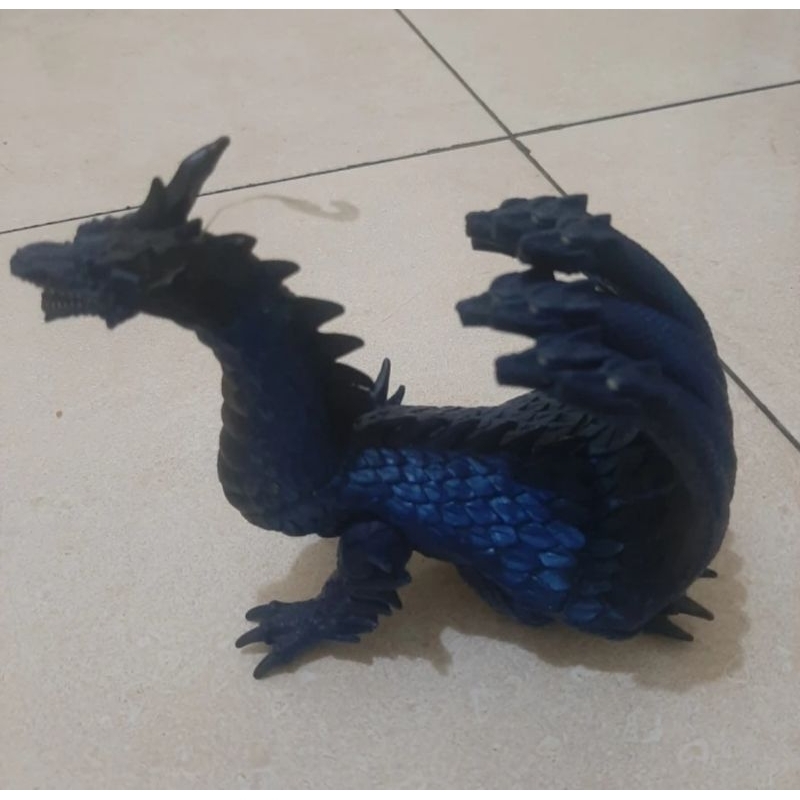 mainan Godzilla besar Mainan Godzilla