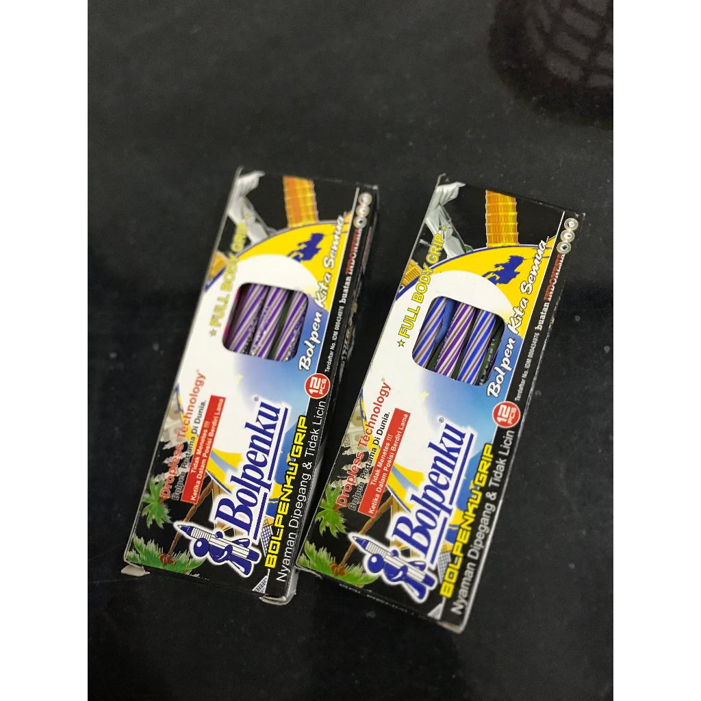 

Bolpen ulir berisi 12 pcs dengan warna hitam