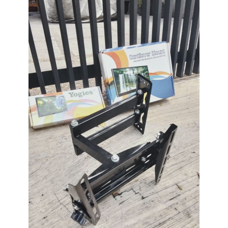 Bracket TV Swivel Yogies Bandung/Bracket TV Swivel S praktis/Bracket TV Swivel S serbaguna