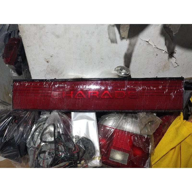 refektor bagasi Daihatsu charade winner 1994