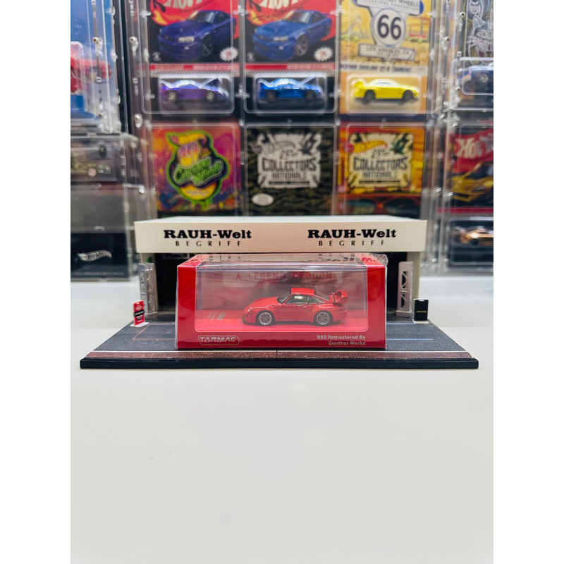 Tarmac Works 1:64 Gunther Werks 993 Remastered Red