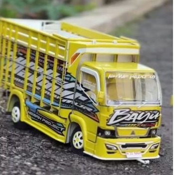 MINIATUR TRUK OLENG MINIATUR TRUK LAMPU TERPAL MURAH TRUK OLENG RODA KAYU
