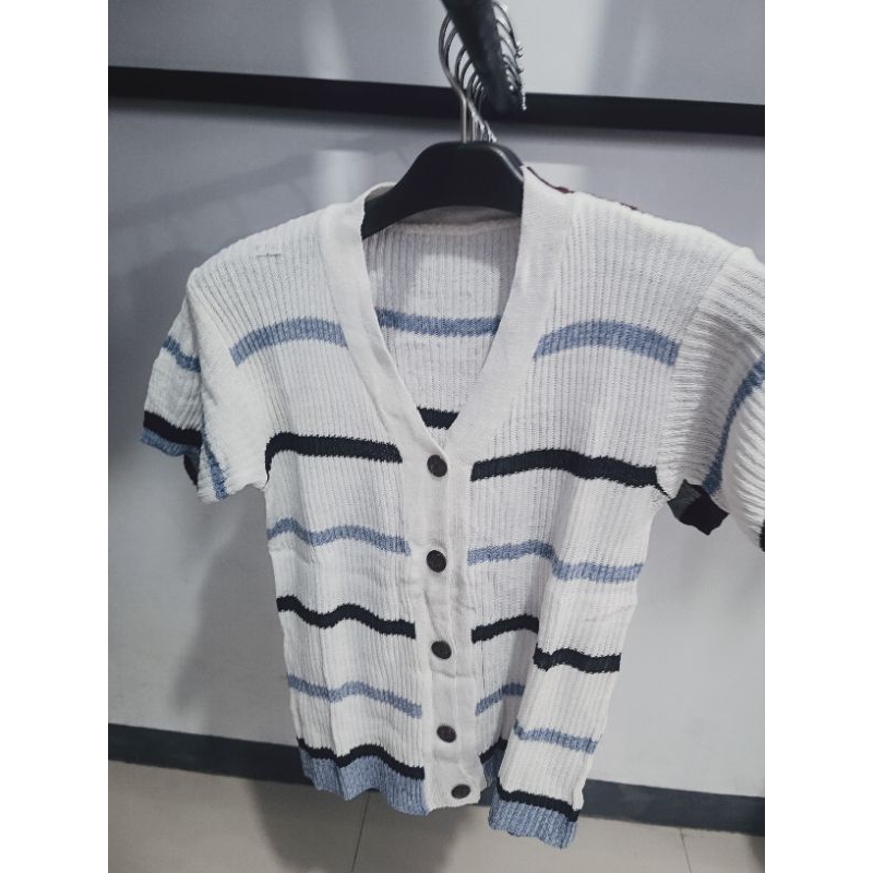 Cardigan lengan pendek