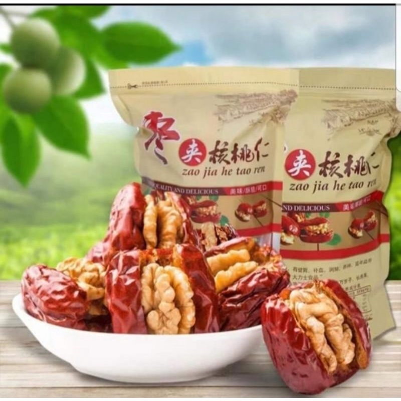 

Snack Red Dates Red date With Walnut Jujube / Kurma Merah Dengan Kacang Walnut 500gr