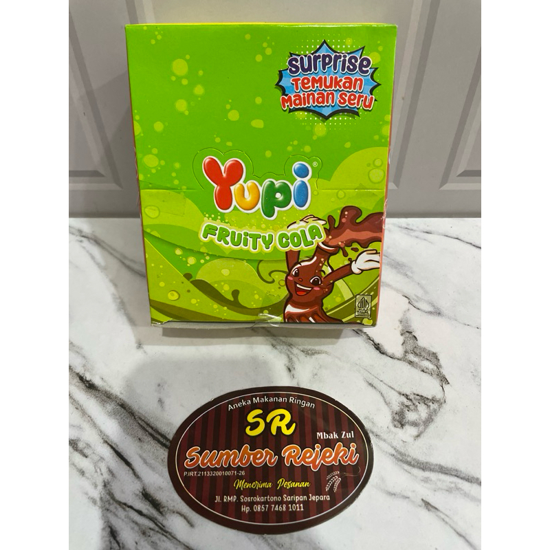 

YUPI FRUITY COLA ISI 24 pcs