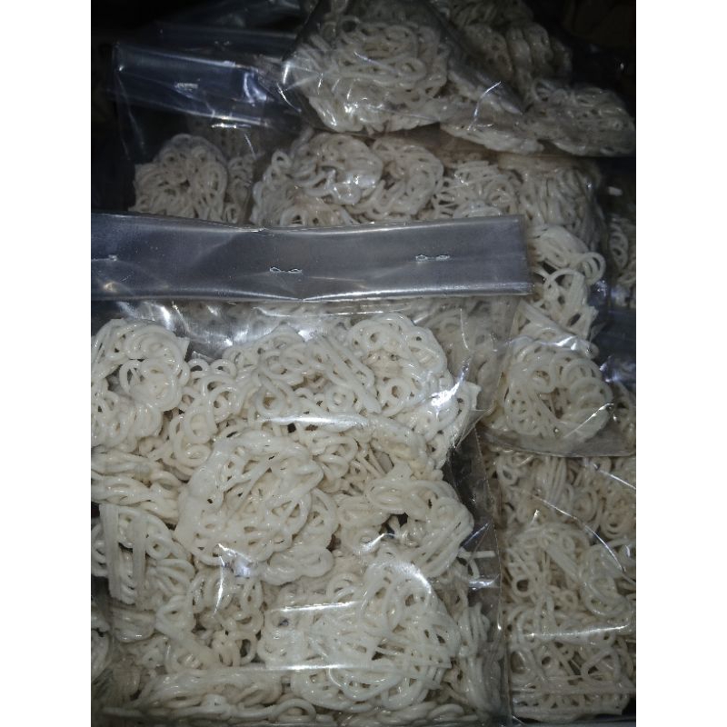 

KERUPUK RAFAEL/KERUPUK TANGGA/KERUPUK PELANGI/MACARONI KUNING/MACRONI COKLAT/KERUPUK MP