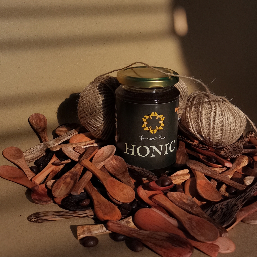 

Honic Madu Kelulut Lebah Tetragonula laeviceps Jar 330 ml
