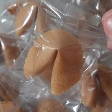 

Fortune Cookies (Min. 10pcs)