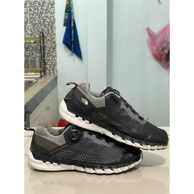 THE NORTH FACE SEPATU -ACTIVITY-  GORETEX - BOA SYSTEM
