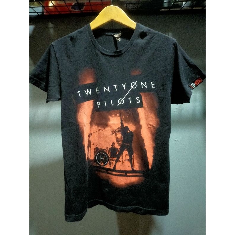 Kaos Twenty One Pilots