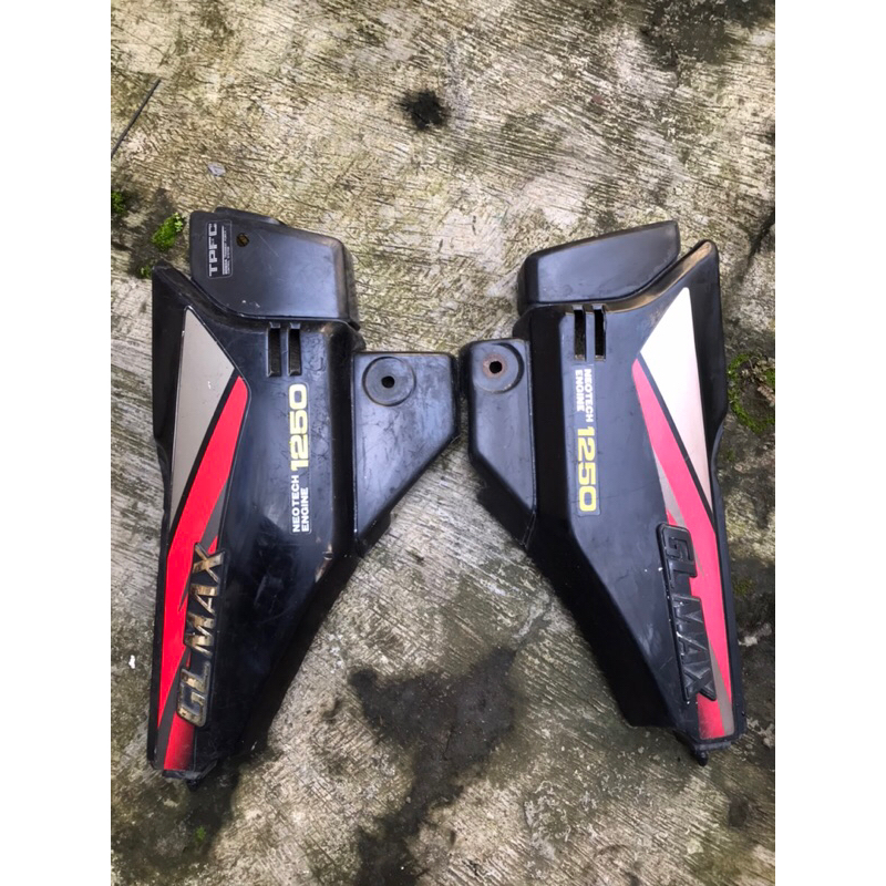 tutup aki cover tutup aki  honda gl max set kanan kiri original