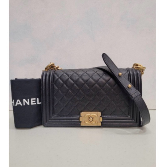 Preloved Chanel Boy Medium 25 Black Caviar GHW