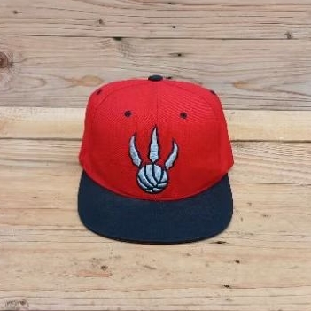 TOPI SNAPBACK MITCHELL & NESS NBA TORONTO RAPTORS ORIGINAL