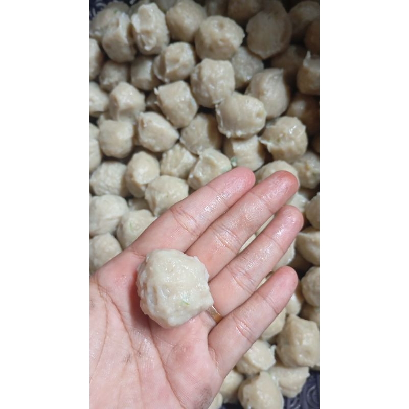 

Pentol ayam kiloan bysivaa