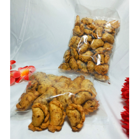 

Adinara Mini Pastel Isi Coklat - Pastel Kue Kering Renyah Lezat Gurih