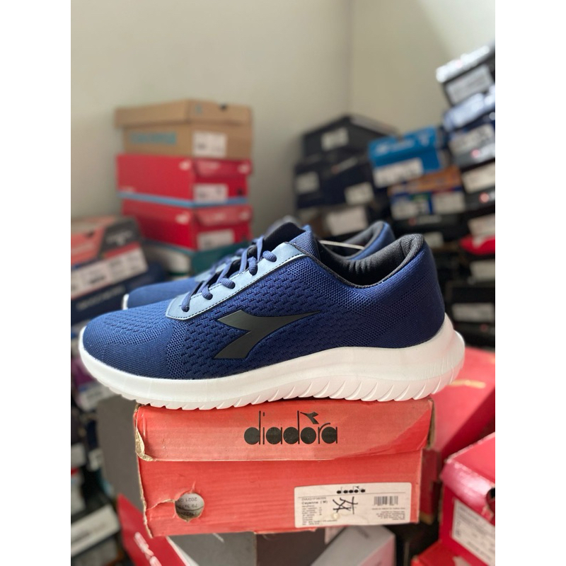 DIADORA CAYENNE NAVY SIZE 43/44