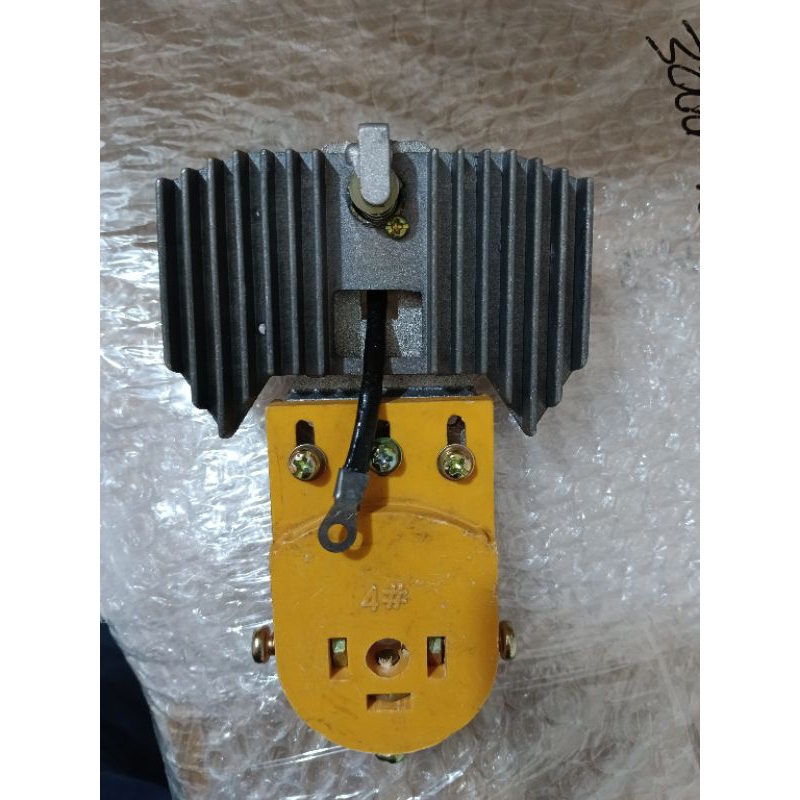 CARBON BRUSH STABILIZER OKI 20000 WATT 3 PHASE