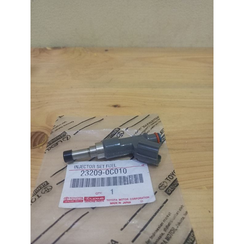 Nozzle Injector Injektor Toyota Fortuner