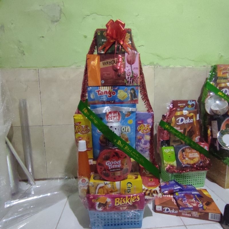

Parcel Snack Lebaran - Hampers Snack Idul Fitri Premium - Parsel Snack Lebaran Murah