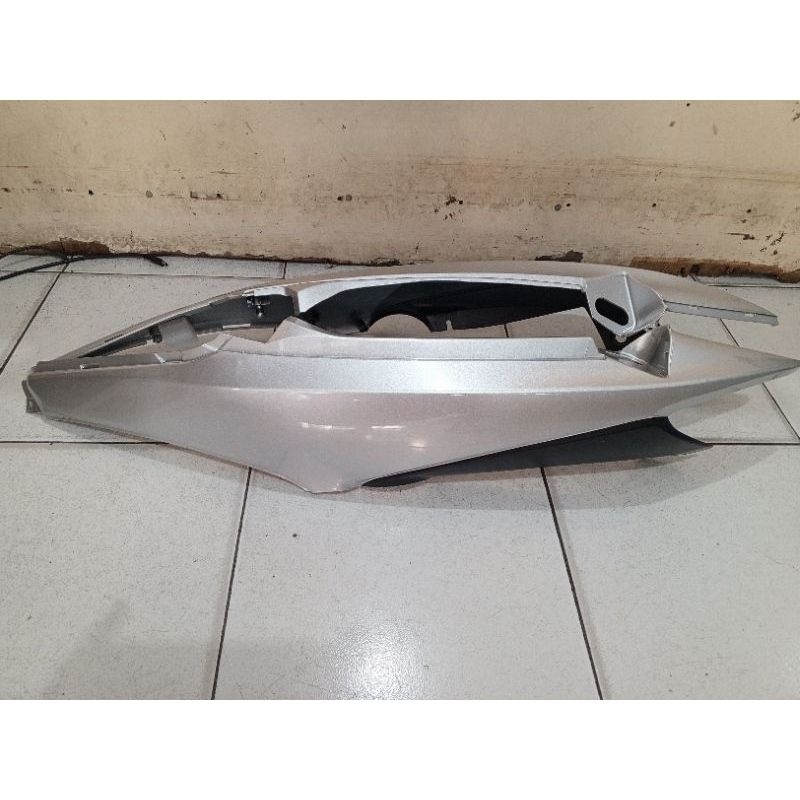 Cover Body Bodi Samping Belakang Suzuki Arashi 125 Thailand Original SGP