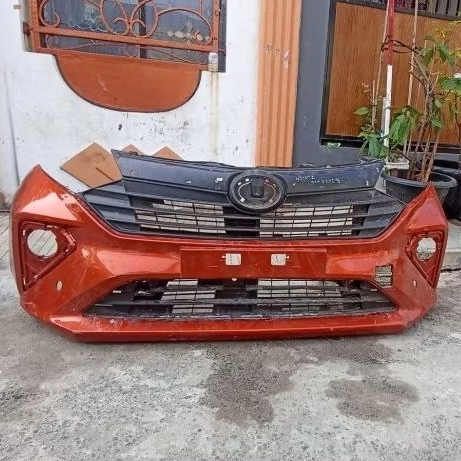 Bemper Depan + Ram Sigra 2019-2022 Original