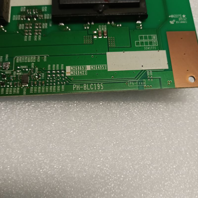 INVERTER LCD PANASONIC TH-L32C10X PH-BL195