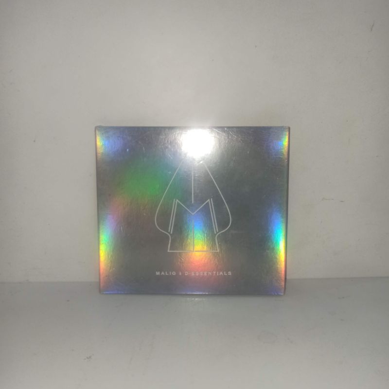 CD Maliq & d'essentials- Deluxe Official(Segel)