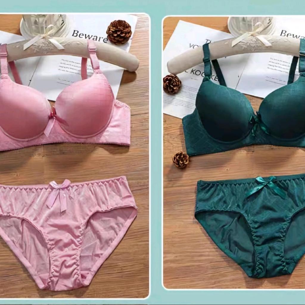 Bra wanita set+CD BRA Kawat Busa Tipis Cup B Size 36-42 kait 3 bra push up Ukuran CD all size art