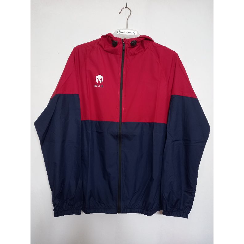 jaket winbreaker MILLS