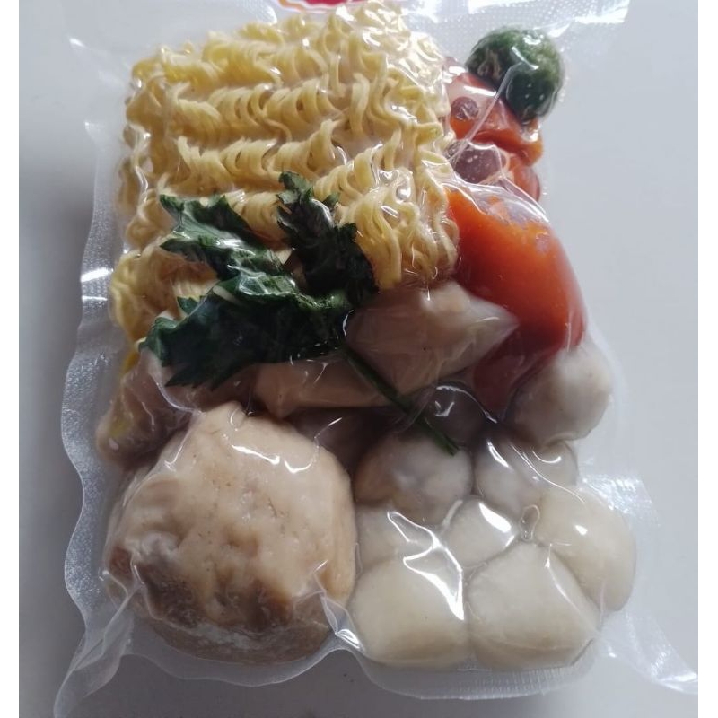 

BASO ACI komplit dengan Baso dan mie plus bumbu