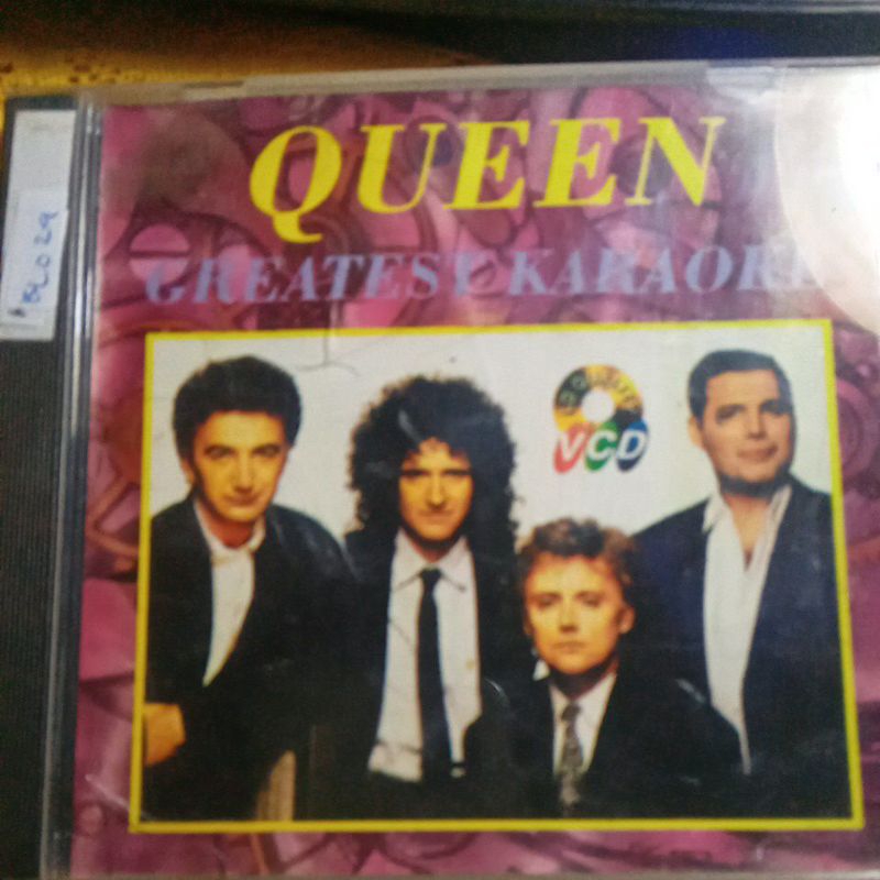 SING THE HITS MADE POPULAR BY QUEEN BL024