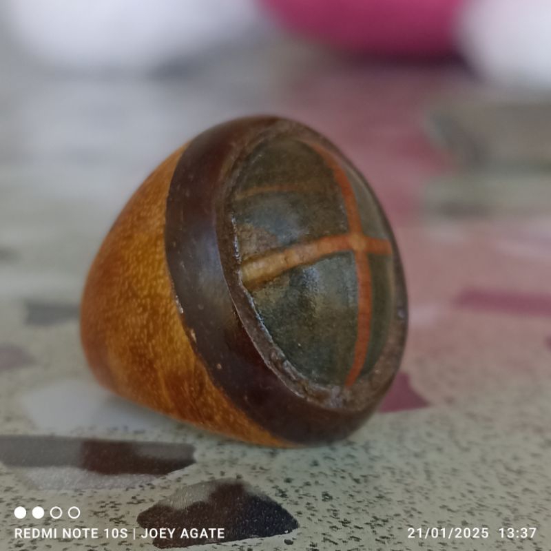 Batu Tapak Jalak urat merah Aceh