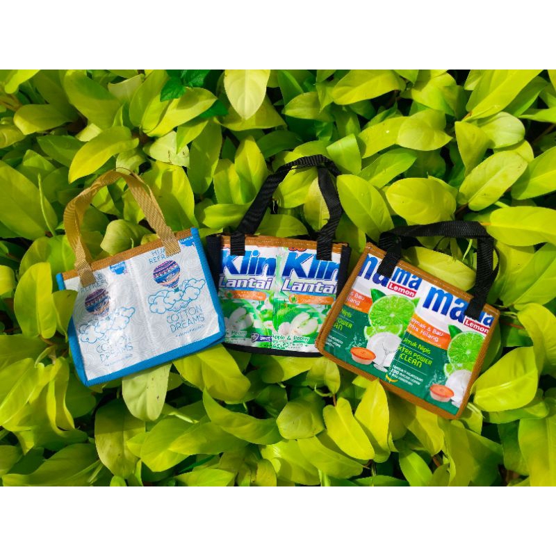 Tas plastik daur ulang. Tas dari plastik sabun