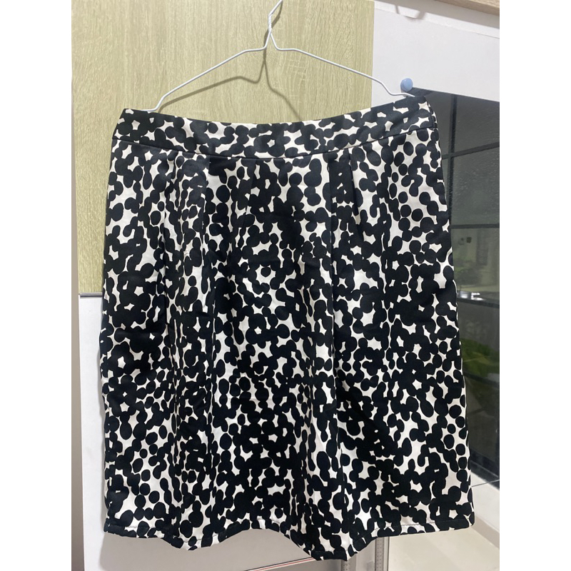 Preloved Rok Fame Size XL