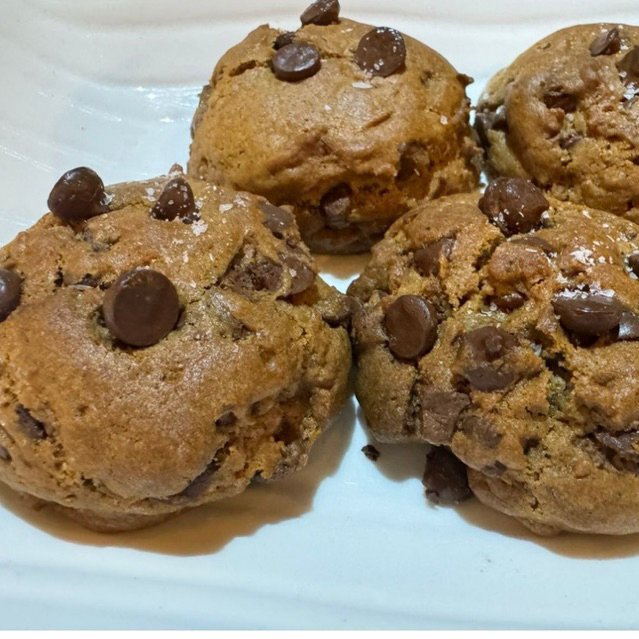 

Hollywood Double Chocolate Chip Cookie - Homemade - Toples 4 Cookies
