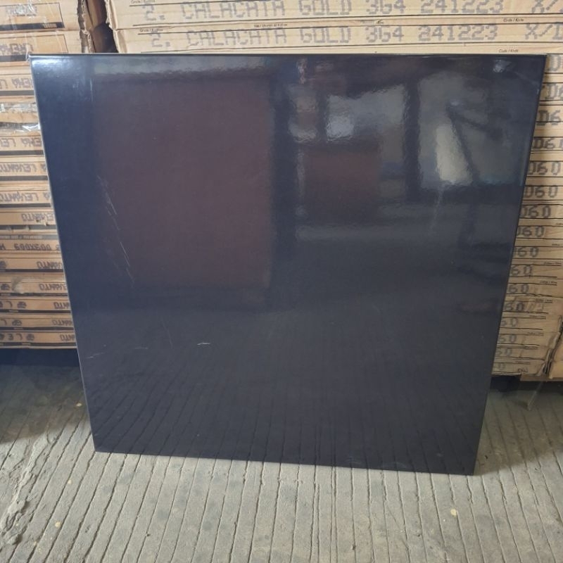 Keramik Lantai 60x60 Hitam Polos