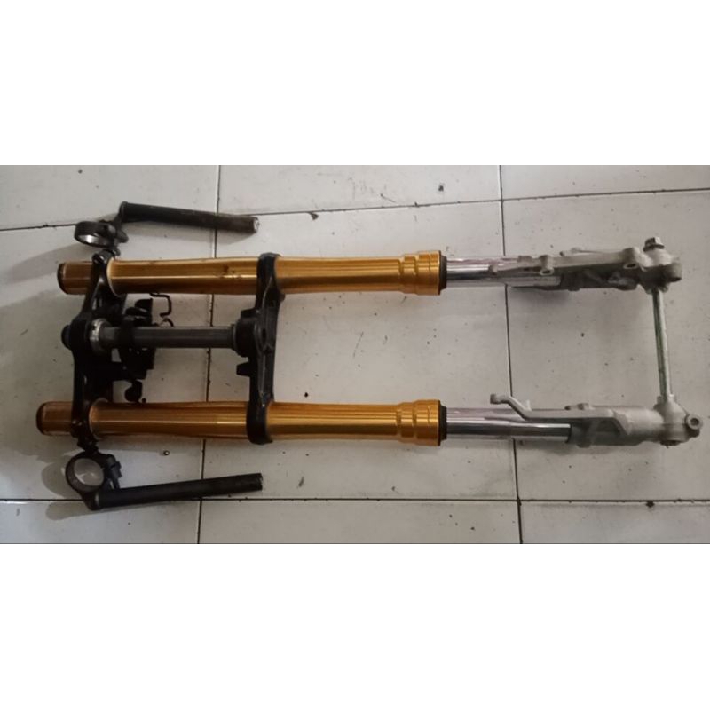 Shock USD CBR 150R K45R ORIGINAL USD CBR 150r k45r 2021-2022