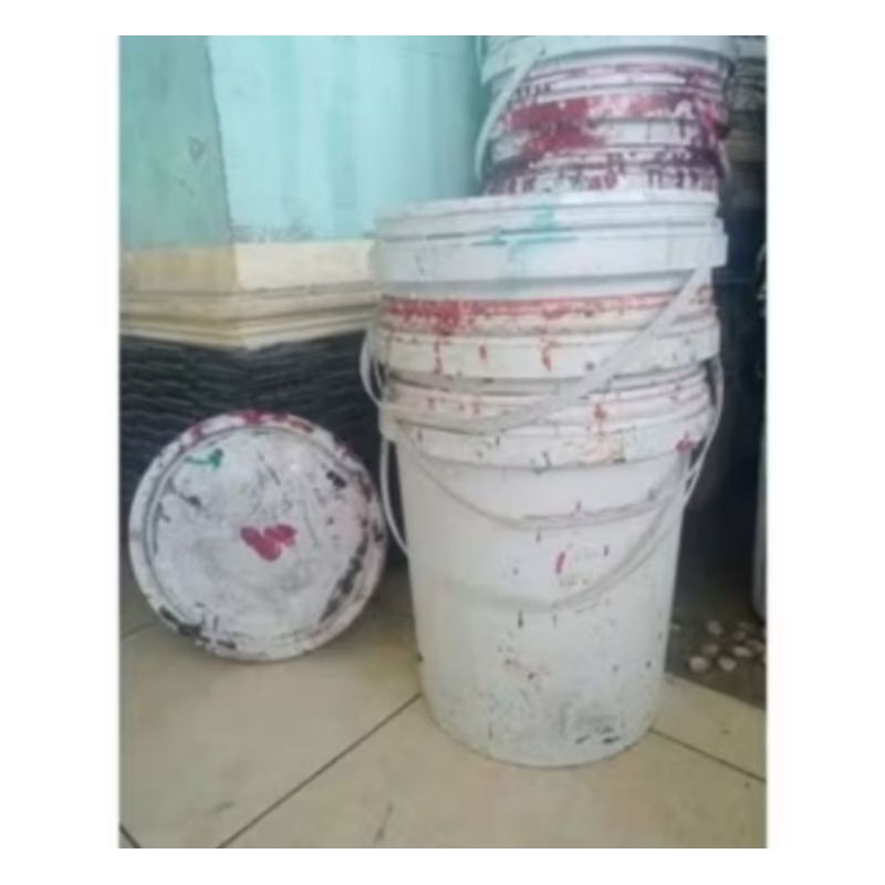 EMBER PELASTIK GAGANG DAN TUTUP BEKAS uk25kg/20Ltr
