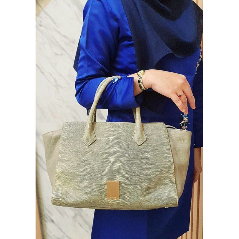 Preloved Tas Couronne Kulit Asli