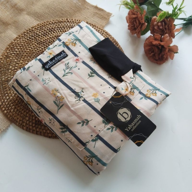 Mukena terusan motif terompah hadromaut yabasmah collection