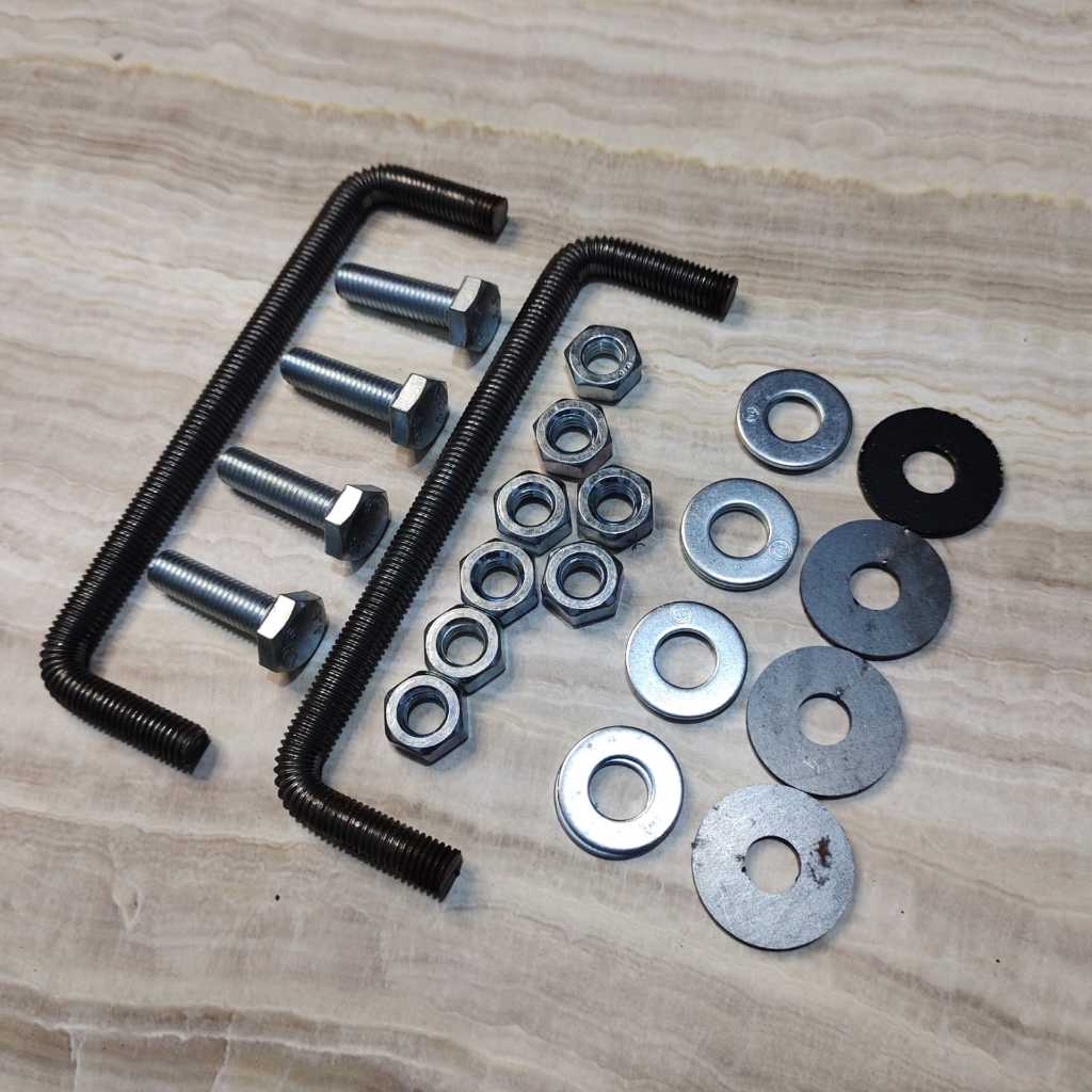 Baut Breket Towing Belakang Mobil Toyota Raize Rocky