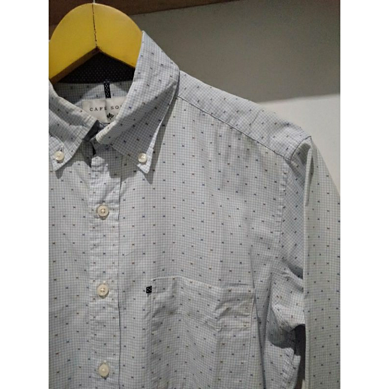 Kemeja Cafe Soho button down motif second preloved