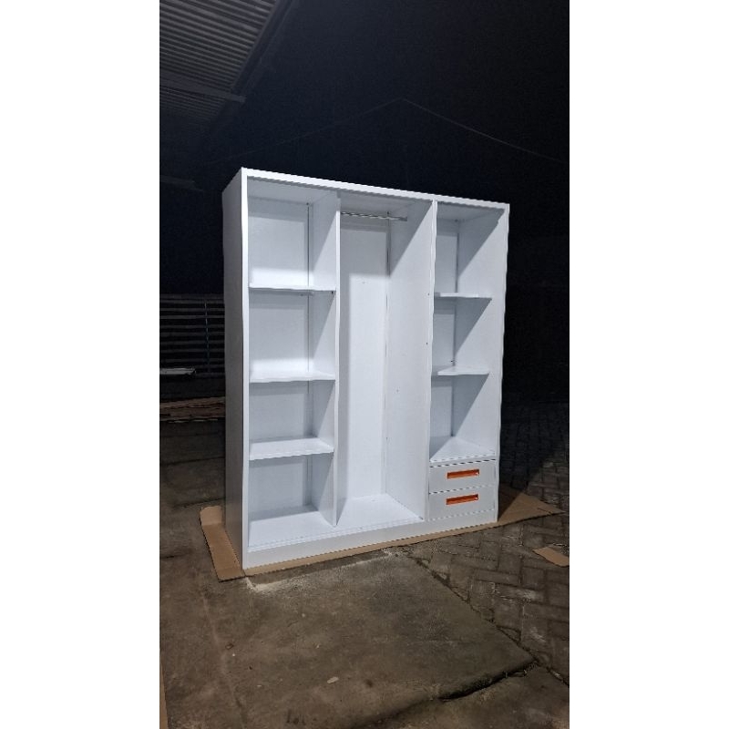 Lemari besi 3pintu jumbo buffalo