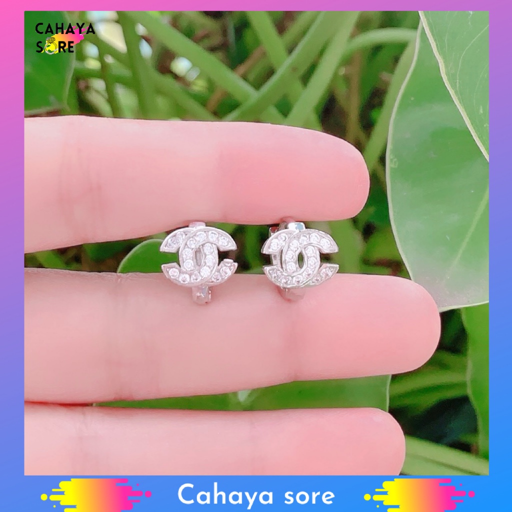 Anting Xuping Silver Anting Dewasa Model Clip Permata Zigzag AD12